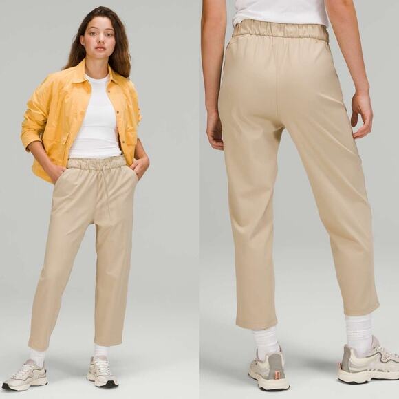lululemon athletica Pants - Lululemon‎ Stretch High Rise Crop 23" Trench Tan Pants Womens Size 14